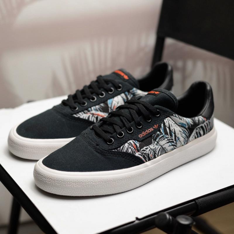 Giầy Adidas Originals 3MC