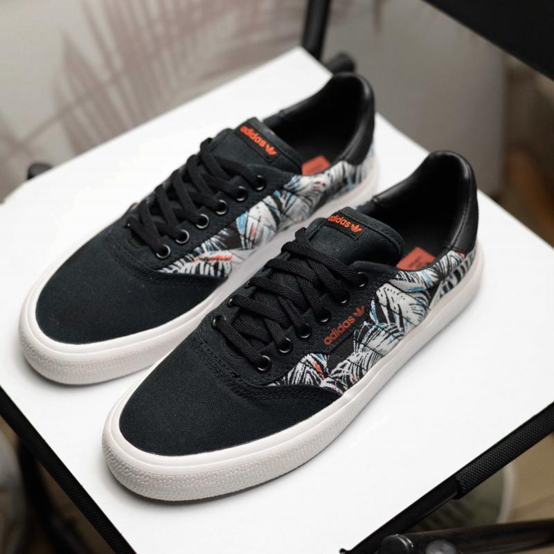 Giầy Adidas Originals 3MC