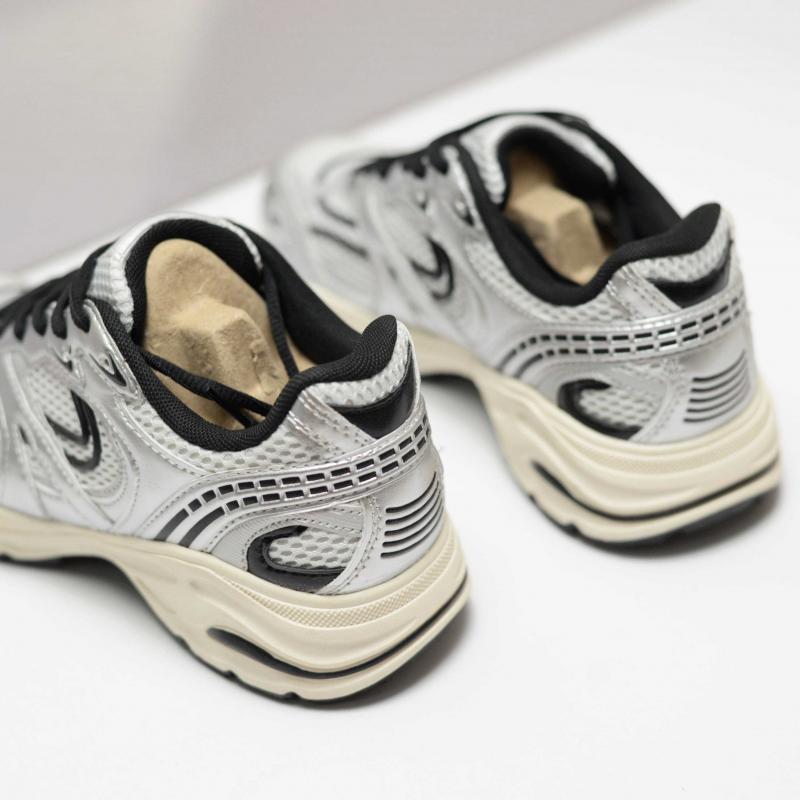 Giầy Bershka Multi-Piece Sneakers in Silver