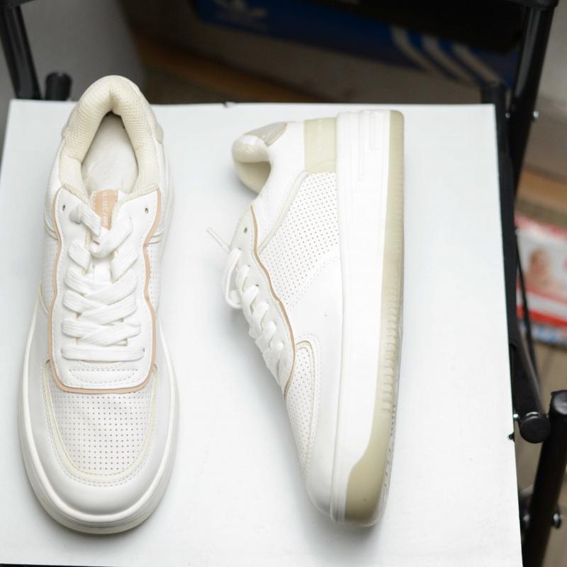 Giầy Bershka Sneaker