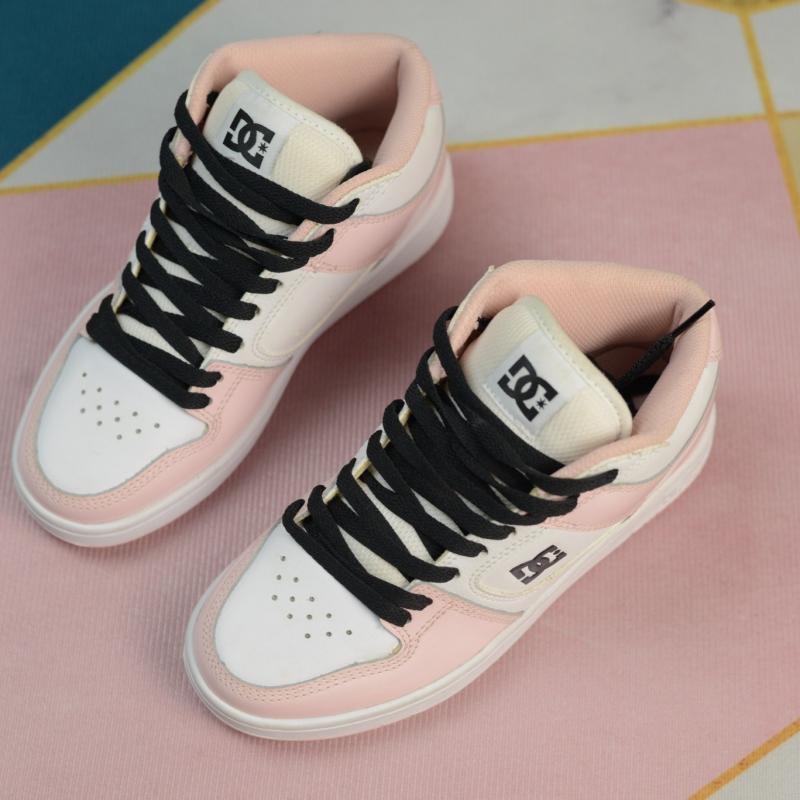 Giầy DC Manteca 4 Mid Trainers In White & Pink