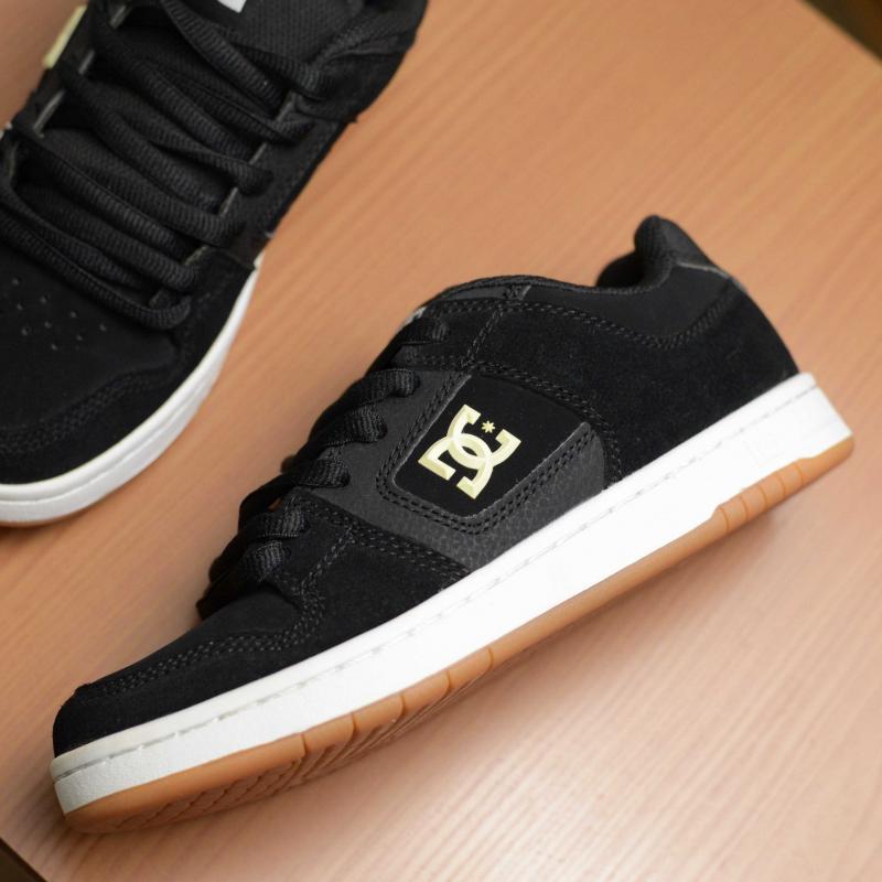 Giầy DC Manteca 4 S Shoes (black/white/gum)