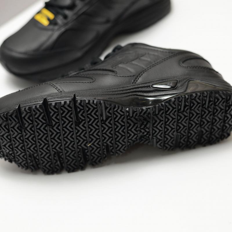 Giầy Fila Memory Flux Slip Resistant