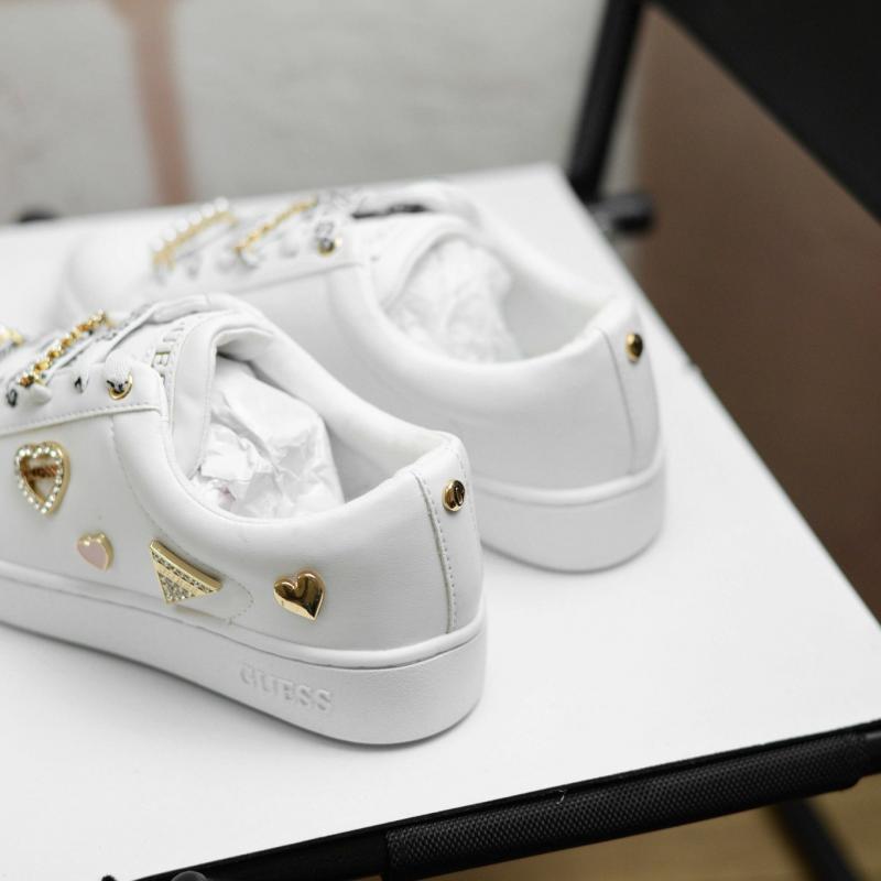 Giầy Guess Sneaker