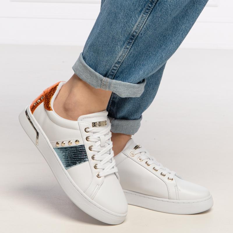 Giầy Guess Sneakers Ramero