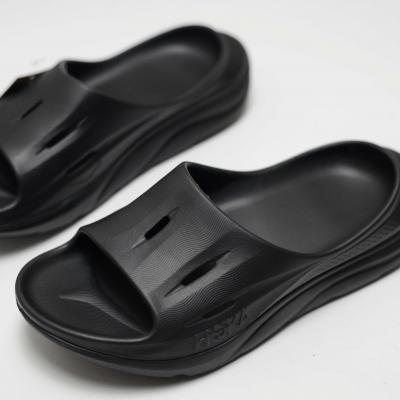Dép Chạy Bộ HOKA Black Ora Recovery Slide 3