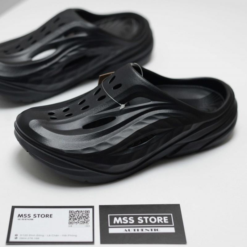 Sục Chạy Bộ Hoka Ora Recovery Mule " Triple Black"