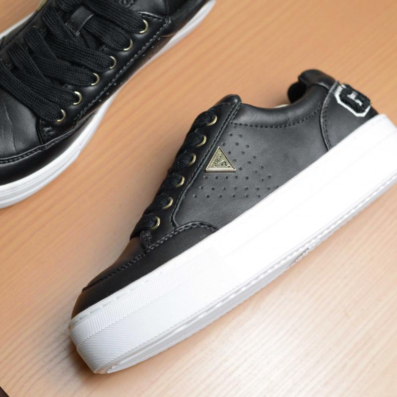 Giầy Guess Sofya Logo Platform Sneakers