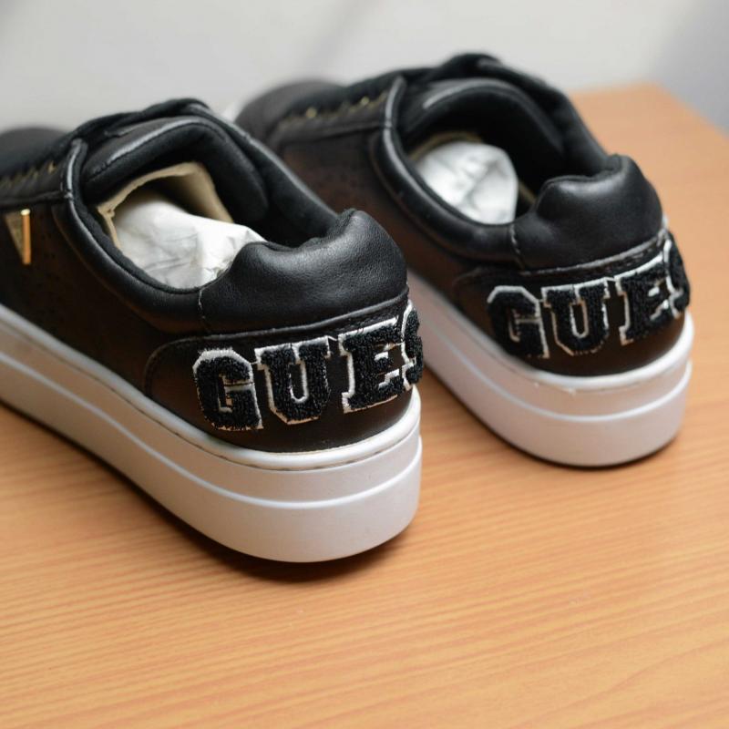 Giầy Guess Sofya Logo Platform Sneakers