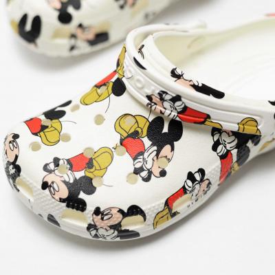 Dép Crocs Mickey