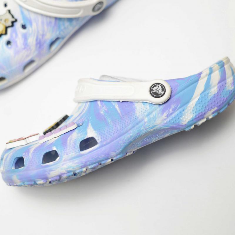 Dép Crocs Loang Xanh