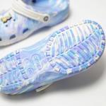 Dép Crocs Loang Xanh