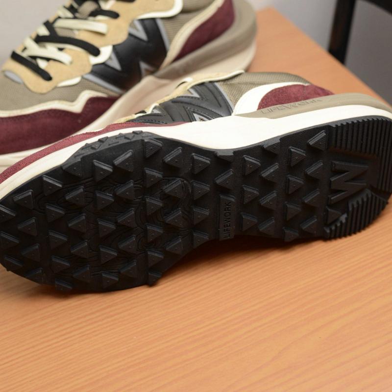 Giầy LifeWork Space Run Runner (Burgundy )