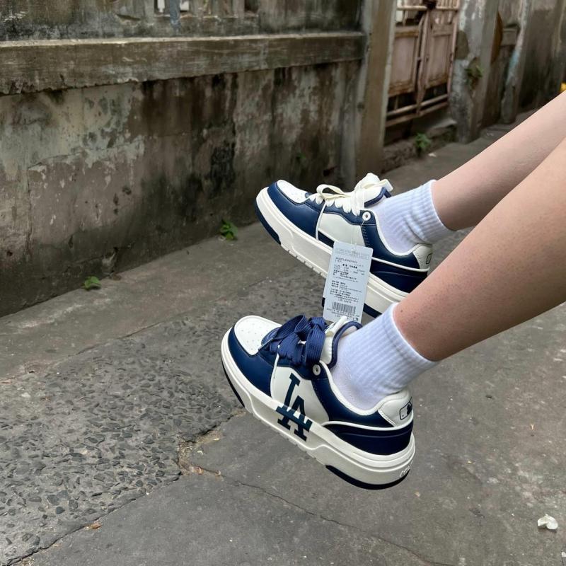 Giày MLB Chunky Liner Basic LA WHITE/NAVY