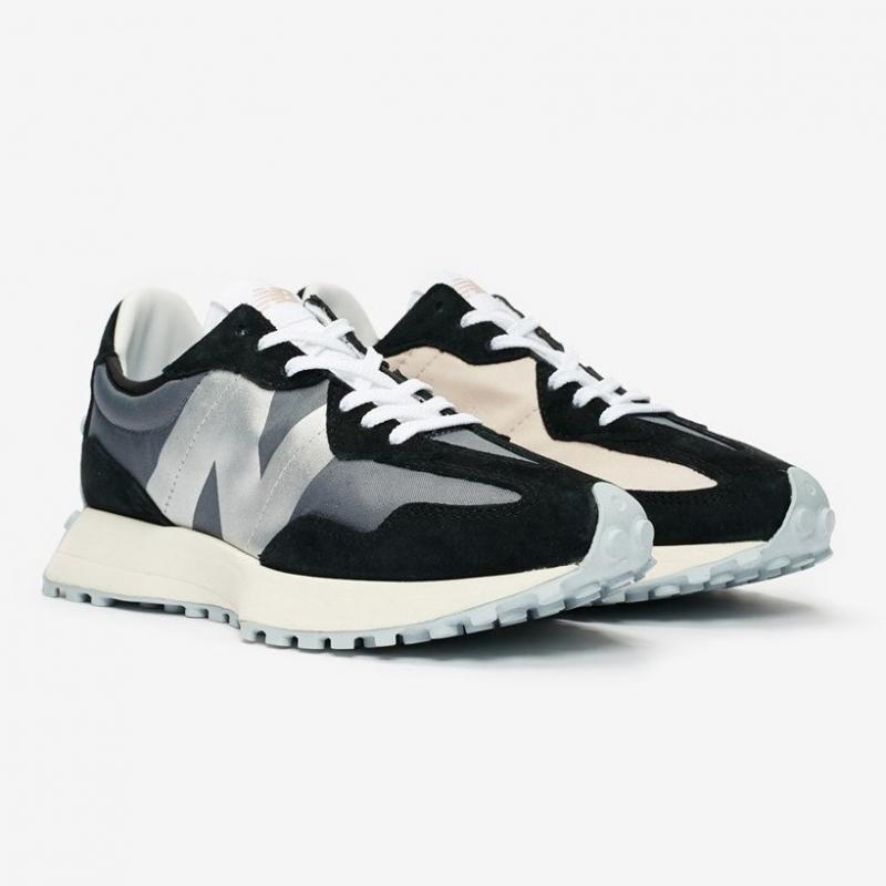 Giày New Balance Wmns 327 ‘Black White’