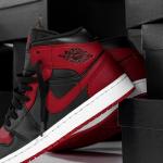 Giầy Nike Air Jordan 1 Mid "Banned"