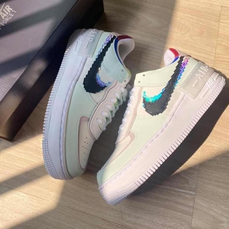 Giầy Nike Wmns Air Force 1 Shadow SE 'Pixel Swoosh