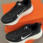 Giày Nike Zoom Vomero 18 'Black White'