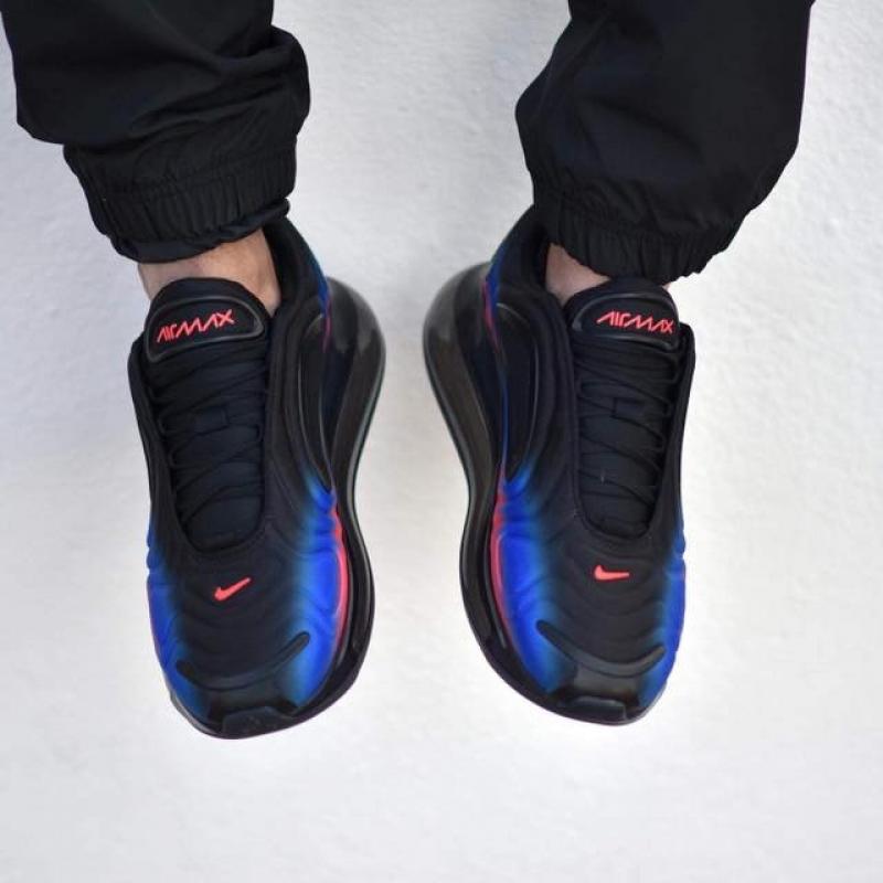 Giầy Nike Air Max 720 "Flash Crimson & Racer Blue"