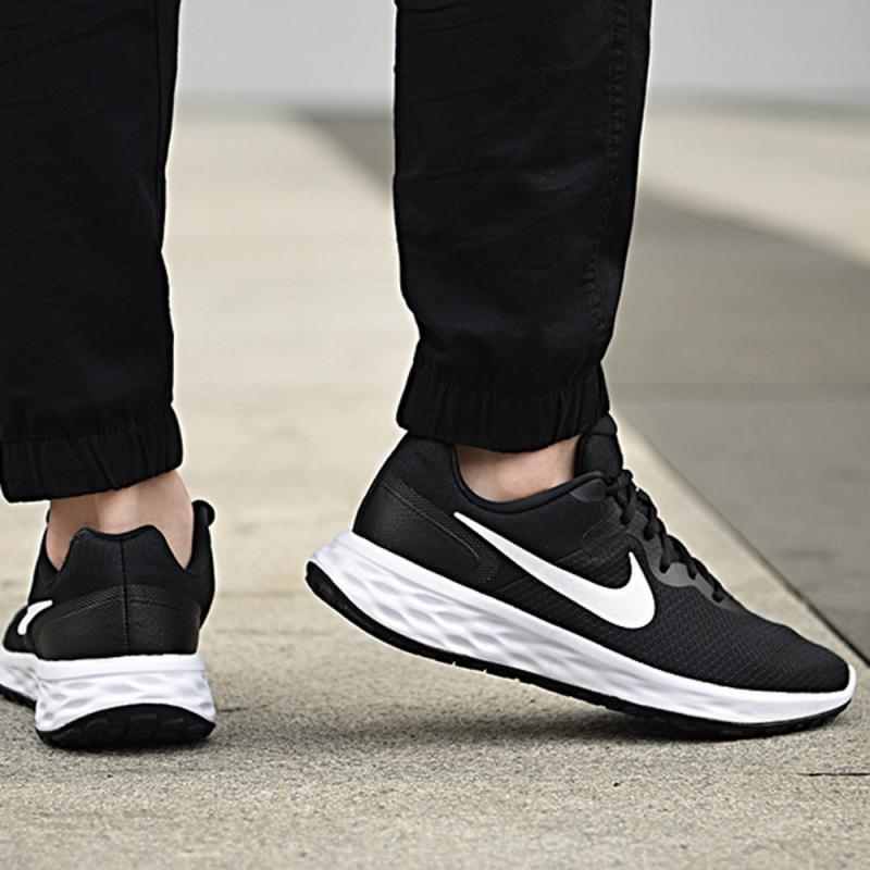 Giày Nike Revolution 6 'Black White'