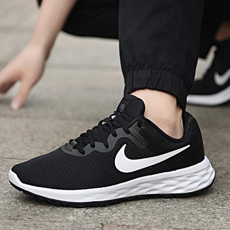 Giày Nike Revolution 6 'Black White'