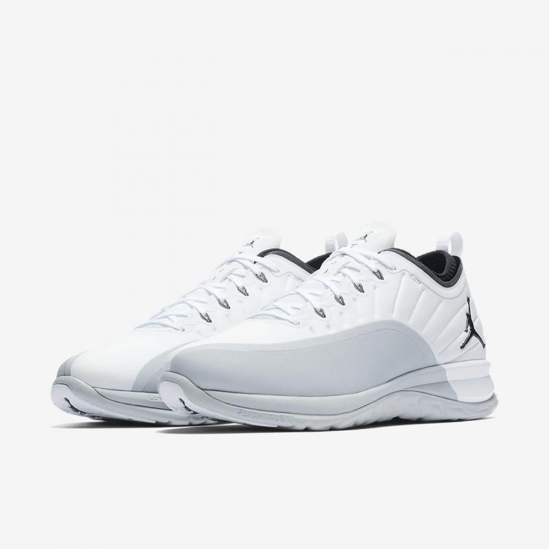 Jordan Trainer Prime White Wolf Grey