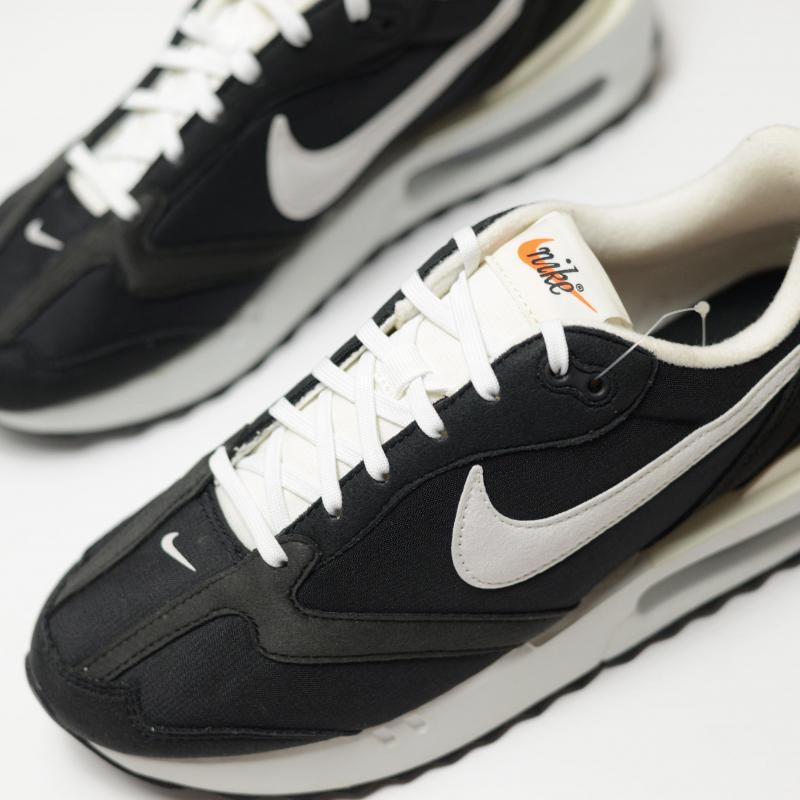 Giày Nike Air Max Dawn ‘Black White’