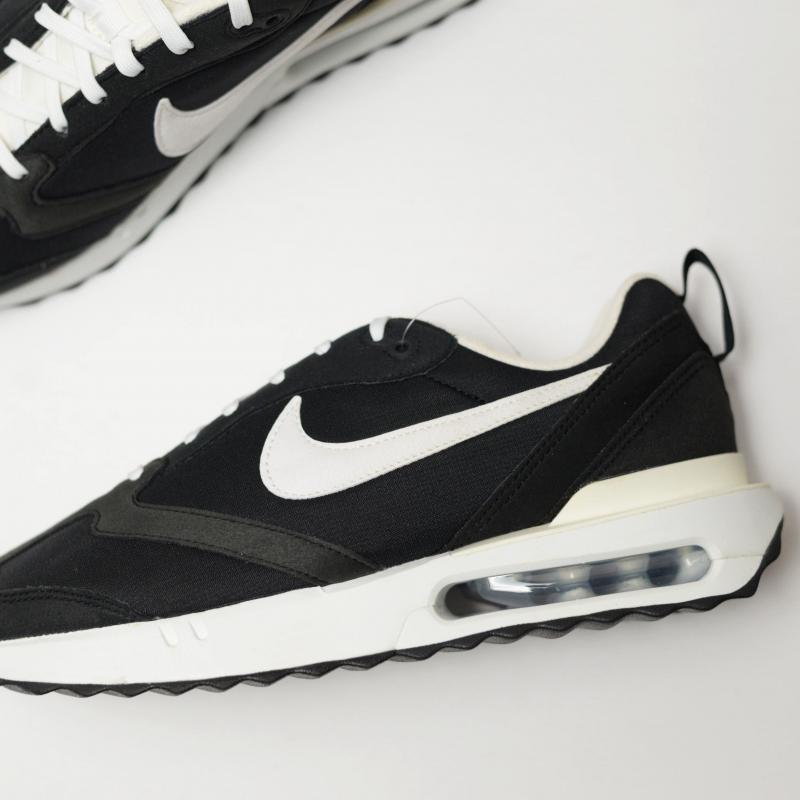 Giày Nike Air Max Dawn ‘Black White’