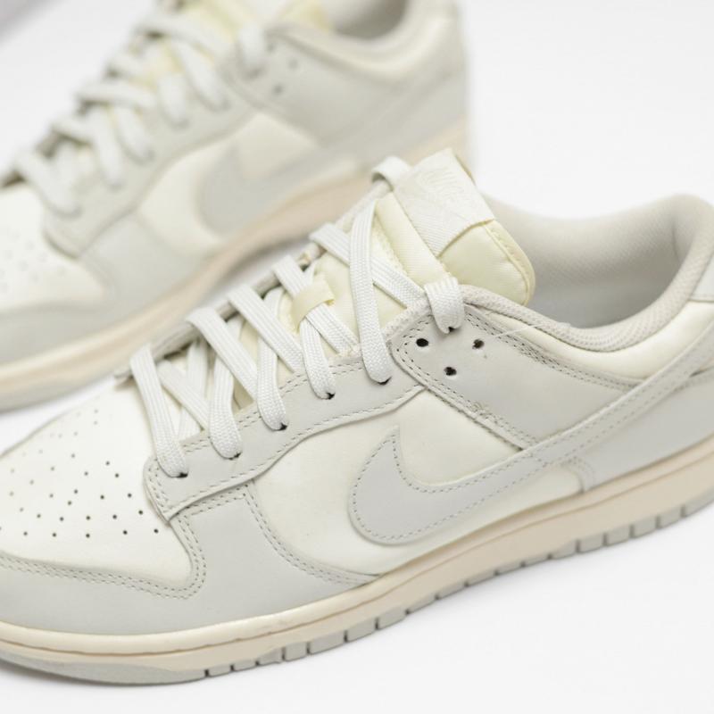 Giày Nike Wmns Dunk Low 'Light Bone'