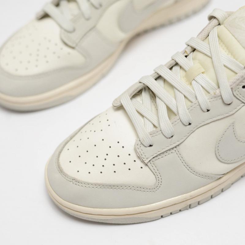 Giày Nike Wmns Dunk Low 'Light Bone'