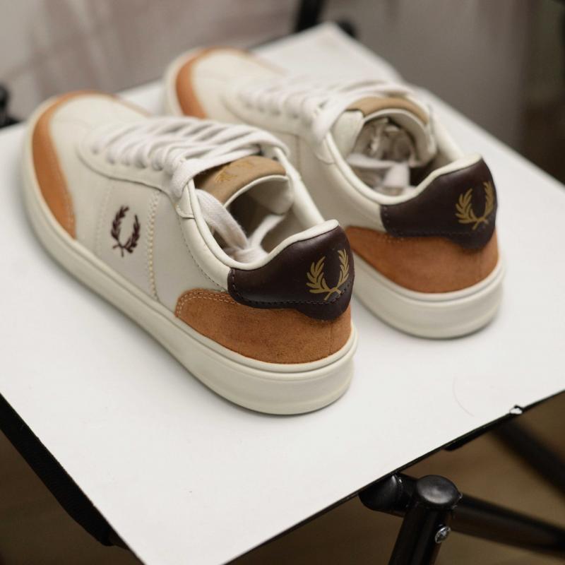 Giầy Fred Perry