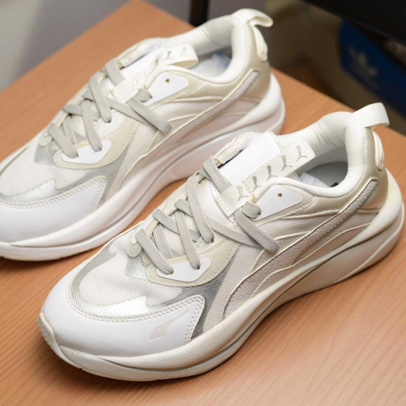Giầy Puma RS-Curve Glow Women's Sneakers