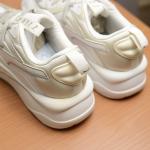 Giầy Puma RS-Curve Glow Women's Sneakers