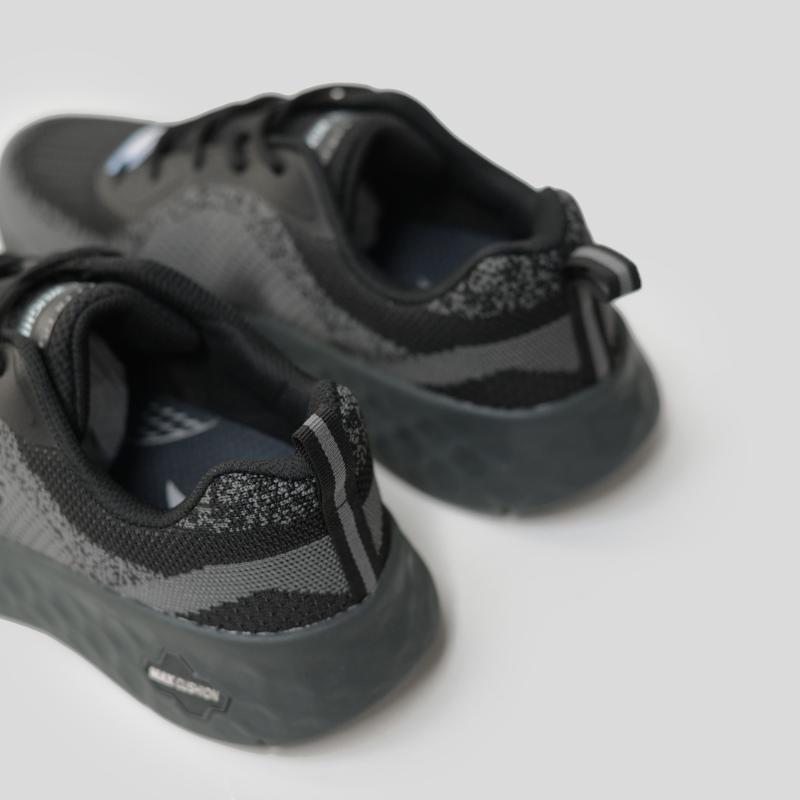 Giầy Skechers Lite Weight Max Cushion