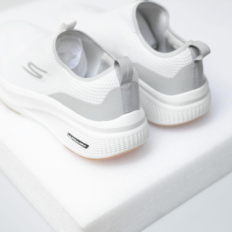Giầy Skechers GO RUN Elevate 2.0 - Upraise 2.0