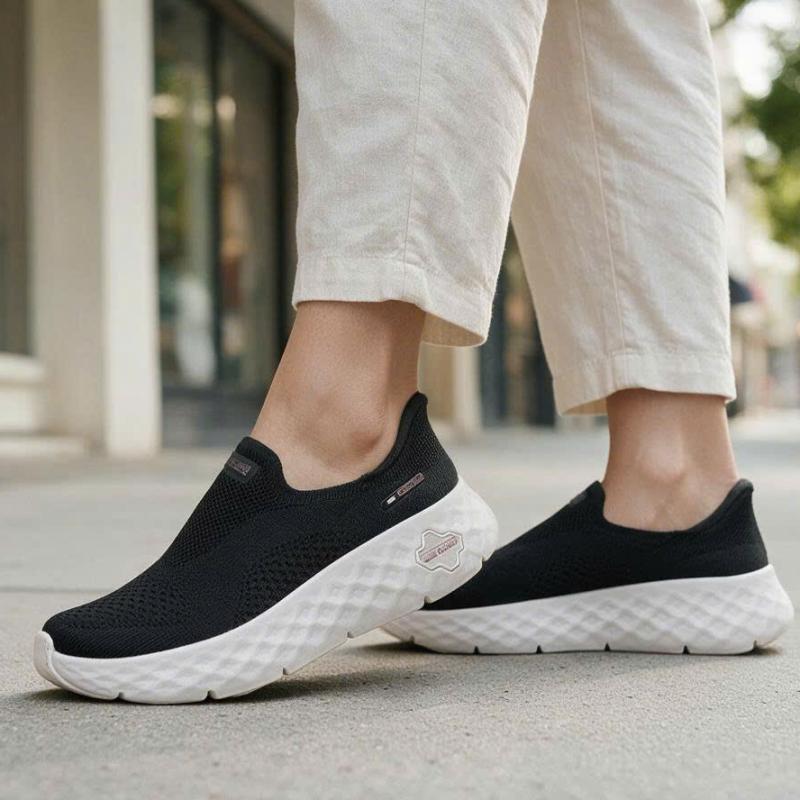 Skechers GoWalk Max Cushioning Flex