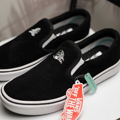 Giầy Vans Comfycush Slip-on Shoes (SIXTY SIXERS BLACK TRUE WHITE)