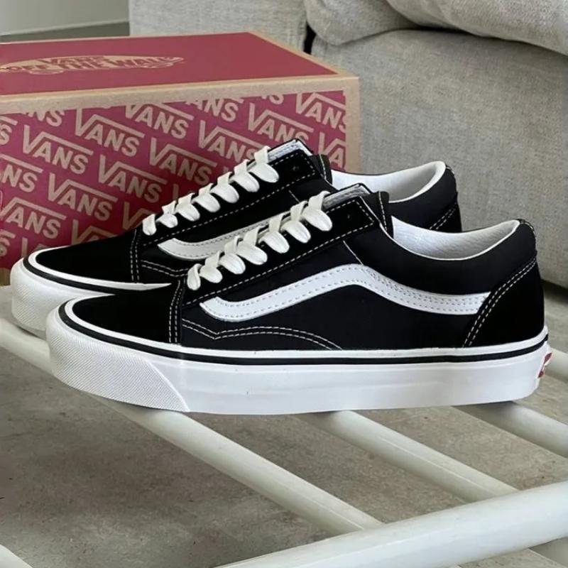 Giầy Vans Old Skool Black OG