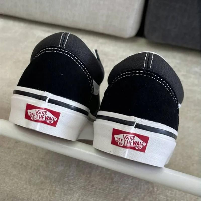 Giầy Vans Old Skool Black OG
